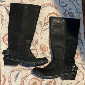 Sorel waterproof boots size 7.5. Great condition